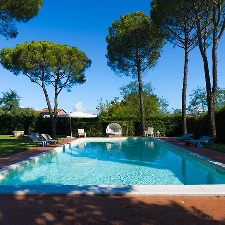 Ines Charme Near Lucca Villa
