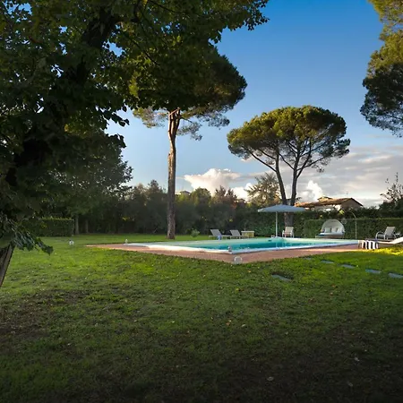 Ines Charme Near Lucca Altopascio