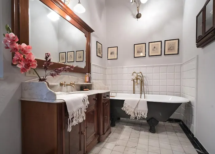 Ines Charme Near Lucca Villa