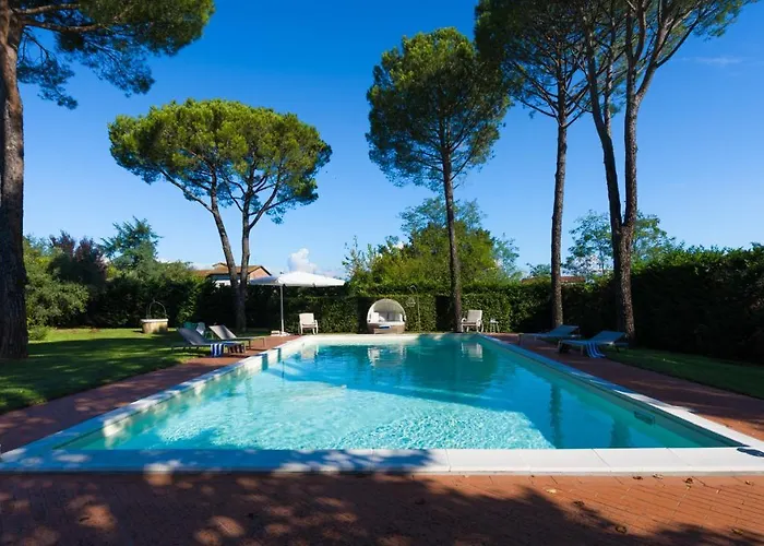 Ines Charme Near Lucca Villa