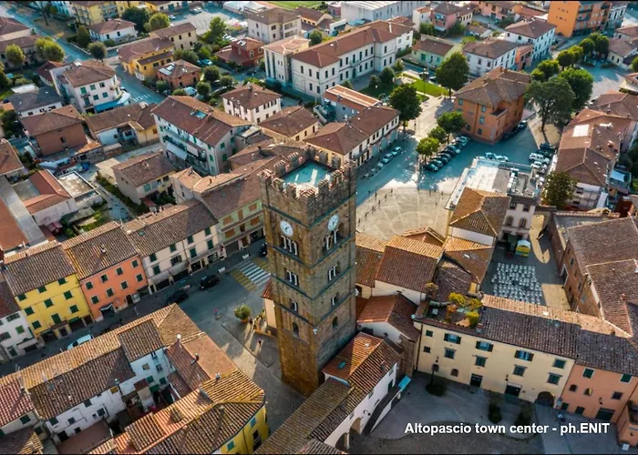 Ines Charme Near Lucca Altopascio